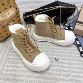 Picture of UGG Shoes _SKUUGGsz35-40J110119874